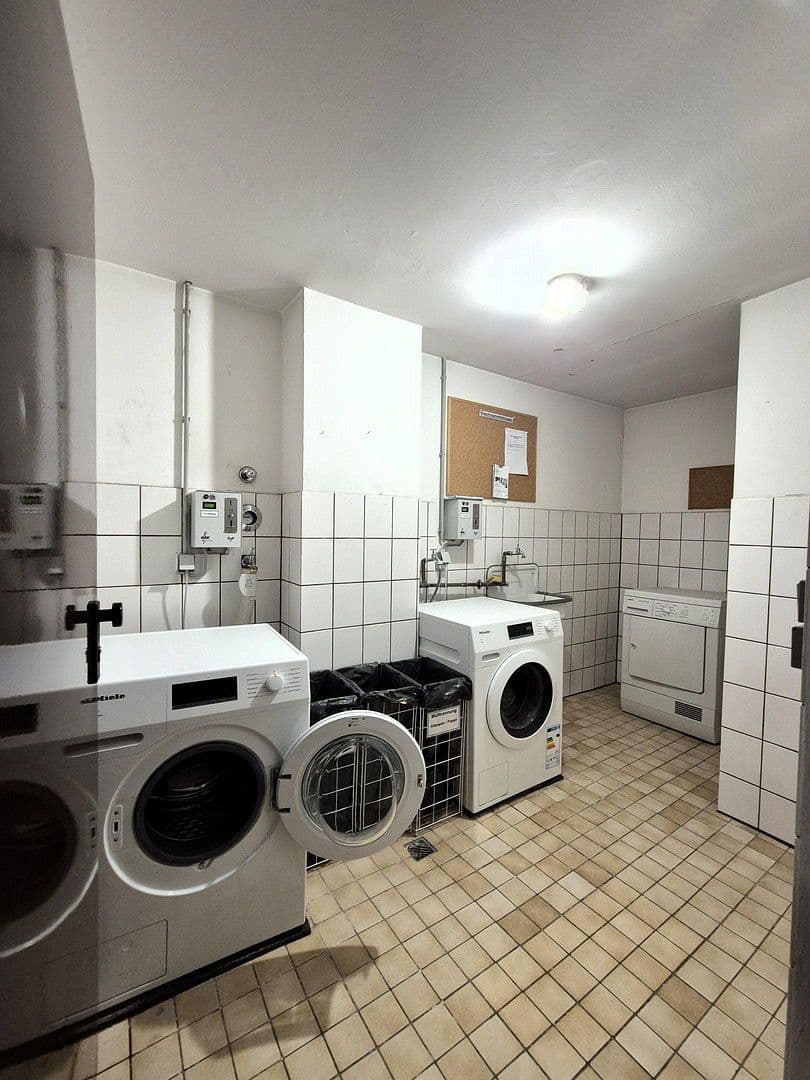 Pronájem bytu 1+1 42 m², Koldestraße 8, Erlangen, Bavorsko Pronájem bytu 1+1 42 m², Koldestraße 8, Erlangen, Bavorsko