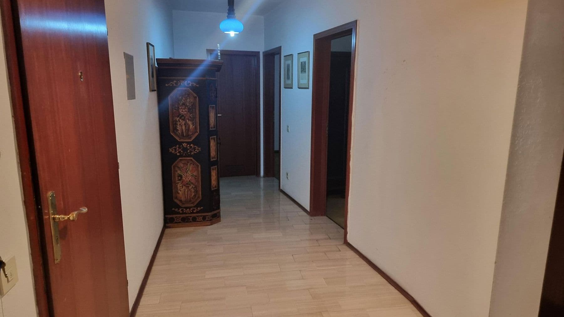 Prodej bytu 3+1 95 m², Frankfurt, Hessen Prodej bytu 3+1 95 m², Frankfurt, Hessen