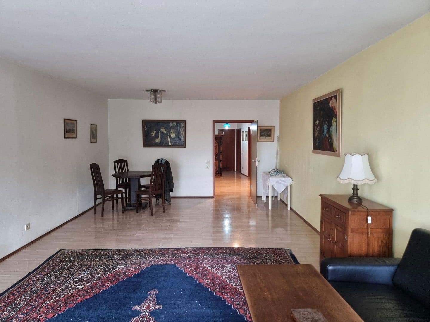 Prodej bytu 3+1 95 m², Frankfurt, Hessen Prodej bytu 3+1 95 m², Frankfurt, Hessen