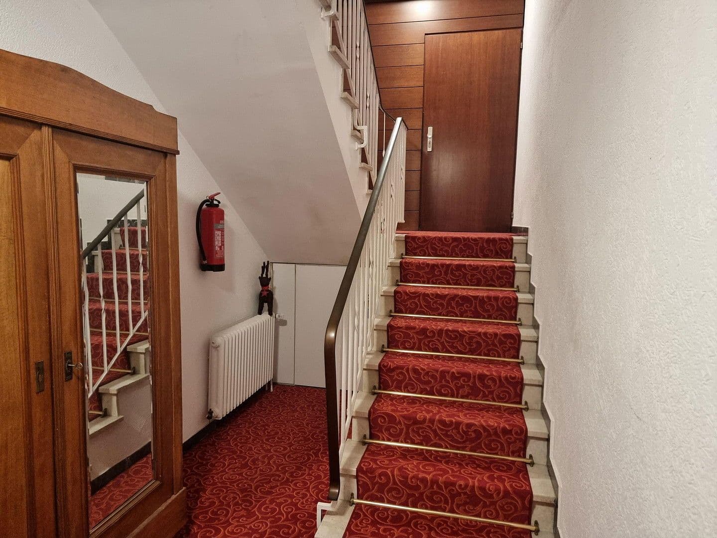 Prodej bytu 3+1 95 m², Frankfurt, Hessen Prodej bytu 3+1 95 m², Frankfurt, Hessen