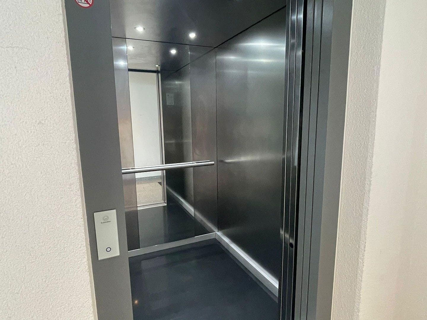 Pronájem bytu 4+kk 118 m², Frankfurt am Main, Hessen Pronájem bytu 4+kk 118 m², Frankfurt am Main, Hessen