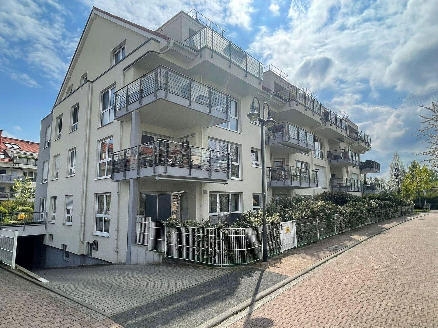 Pronájem bytu 4+kk 118 m², Frankfurt am Main, Hessen Pronájem bytu 4+kk 118 m², Frankfurt am Main, Hessen