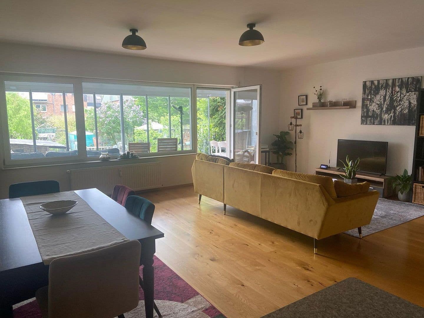 Pronájem bytu 4+1 89 m², Köln, Severní Porýní-Vestfálsko Pronájem bytu 4+1 89 m², Köln, Severní Porýní-Vestfálsko