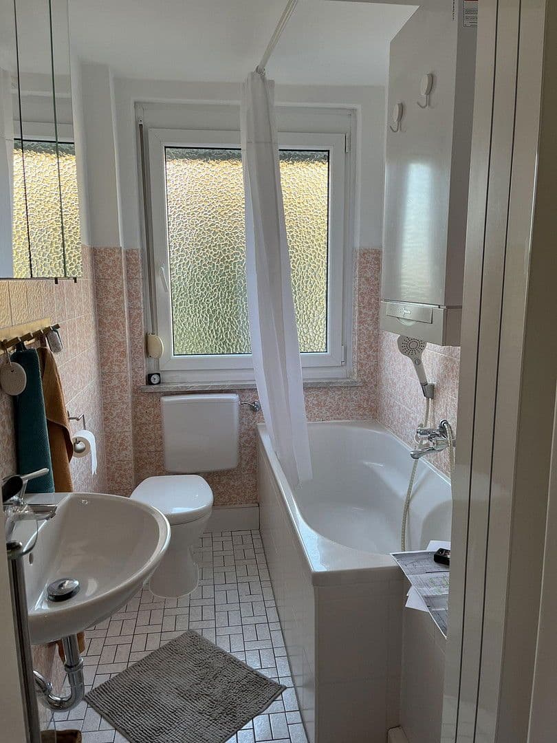 Prodej domu 180 m², pozemek 480 m², Schweinfurt, Bavorsko Prodej domu 180 m², pozemek 480 m², Schweinfurt, Bavorsko