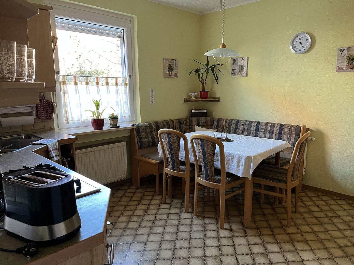 Prodej domu 180 m², pozemek 480 m², Schweinfurt, Bavorsko Prodej domu 180 m², pozemek 480 m², Schweinfurt, Bavorsko