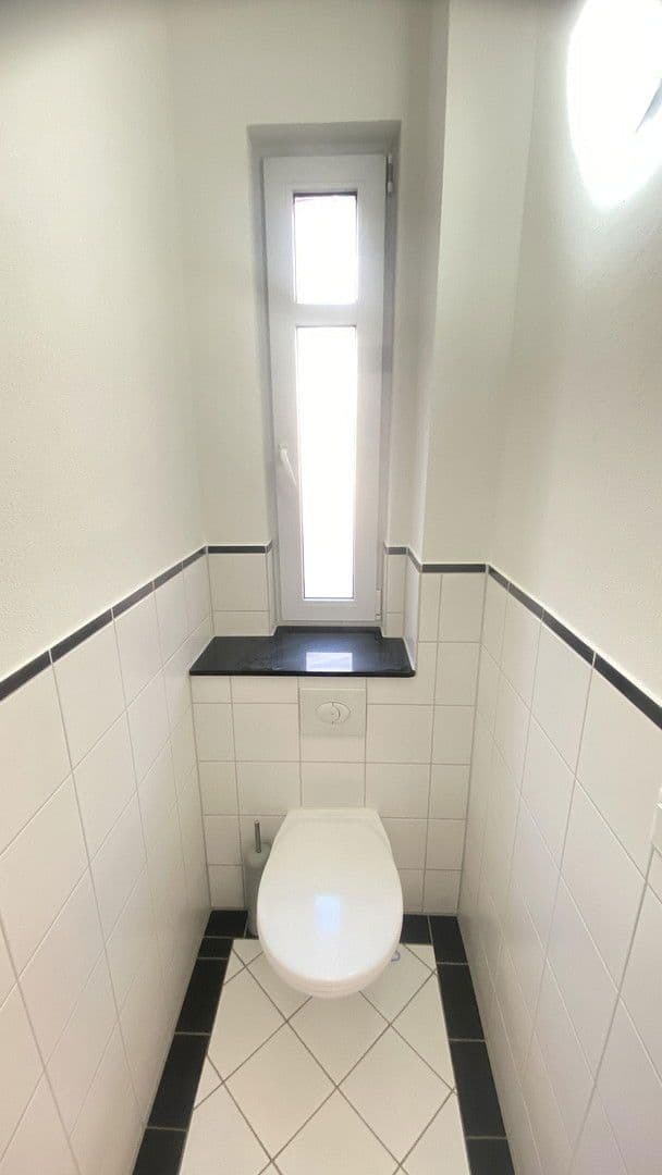 Pronájem bytu 2+1 60 m², Reichstr. 0, Nürnberg, Bavorsko Pronájem bytu 2+1 60 m², Reichstr. 0, Nürnberg, Bavorsko