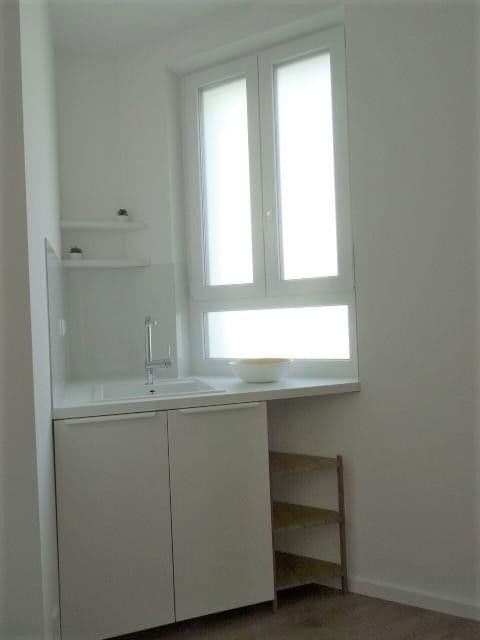 Pronájem bytu 3+1 69 m², Stuttgart, Bádensko-Württembersko Pronájem bytu 3+1 69 m², Stuttgart, Bádensko-Württembersko