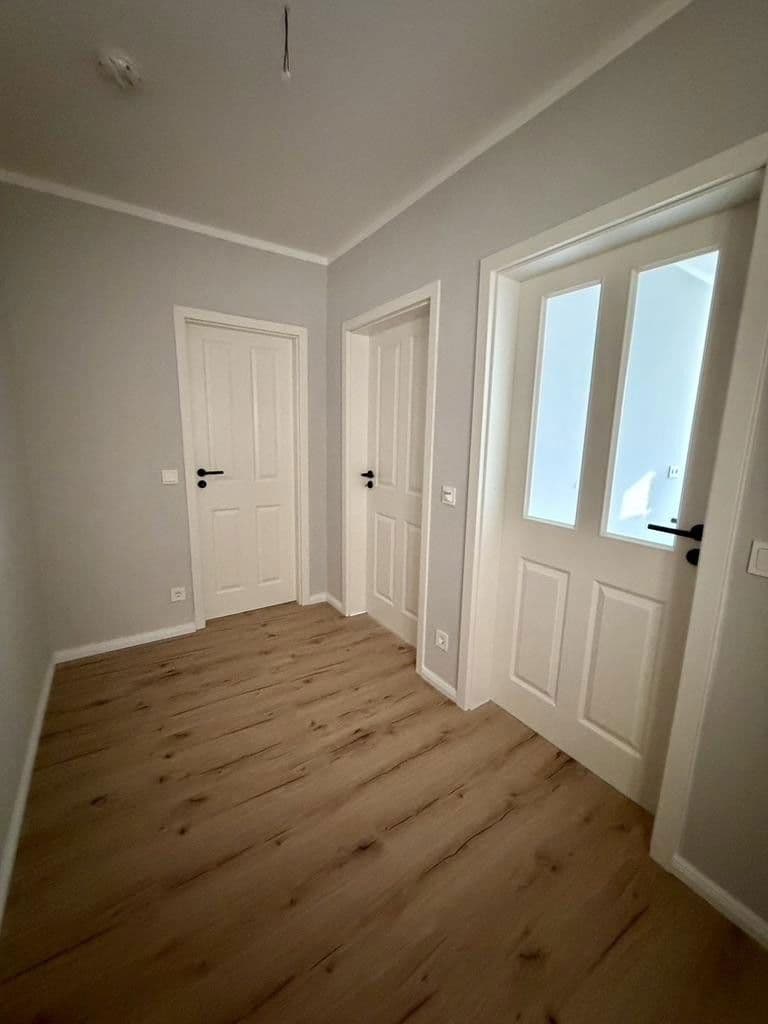 Prodej bytu 2+1 62 m², Pinneberger Chausse 37, Hamburg, Hamburg Prodej bytu 2+1 62 m², Pinneberger Chausse 37, Hamburg, Hamburg