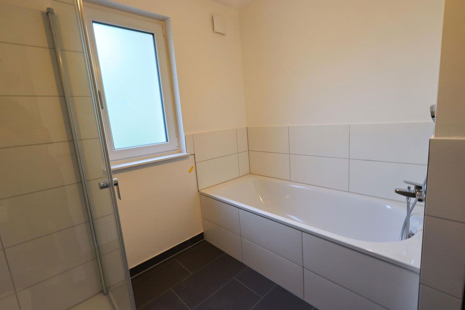 Pronájem bytu 2+1 68 m², Goerdelerstraße 33, Offenbach, Hessen Pronájem bytu 2+1 68 m², Goerdelerstraße 33, Offenbach, Hessen