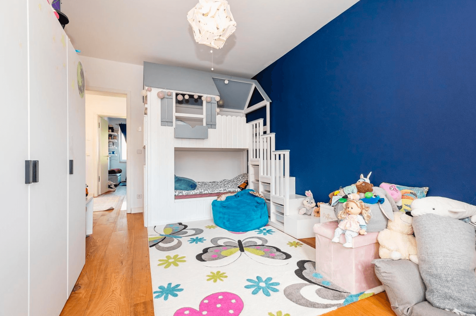 Pronájem domu 136 m², pozemek 483 m², Berlin, Berlín Pronájem domu 136 m², pozemek 483 m², Berlin, Berlín