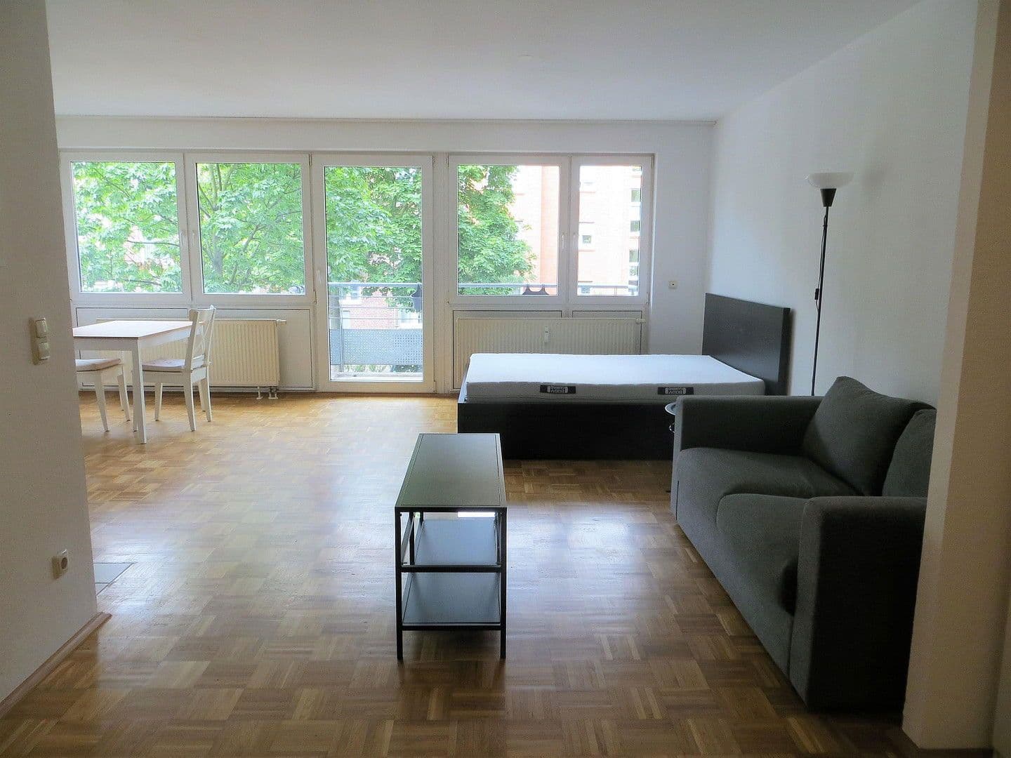 Pronájem bytu 1+1 45 m², Böckingstraße 57, Köln, Severní Porýní-Vestfálsko Pronájem bytu 1+1 45 m², Böckingstraße 57, Köln, Severní Porýní-Vestfálsko