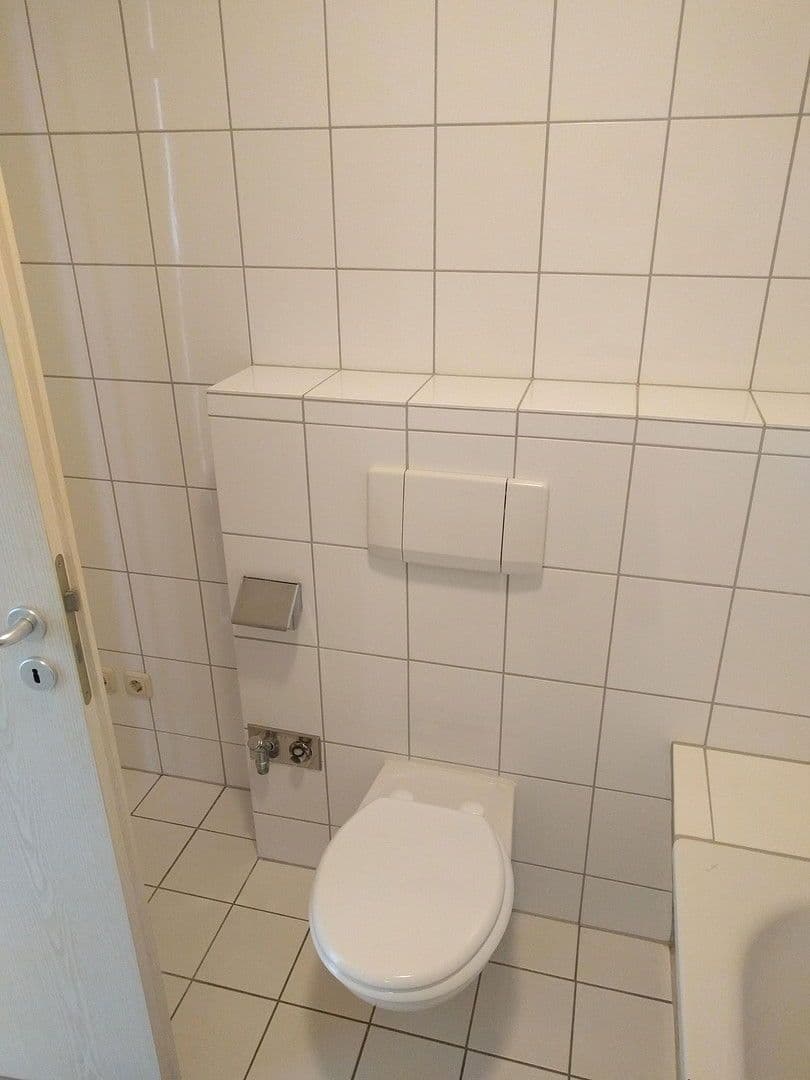 Pronájem bytu 1+1 45 m², Böckingstraße 57, Köln, Severní Porýní-Vestfálsko Pronájem bytu 1+1 45 m², Böckingstraße 57, Köln, Severní Porýní-Vestfálsko