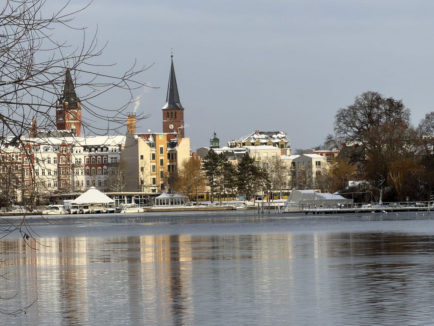Pronájem bytu 2+1 57 m², Berlin, Berlín Pronájem bytu 2+1 57 m², Berlin, Berlín