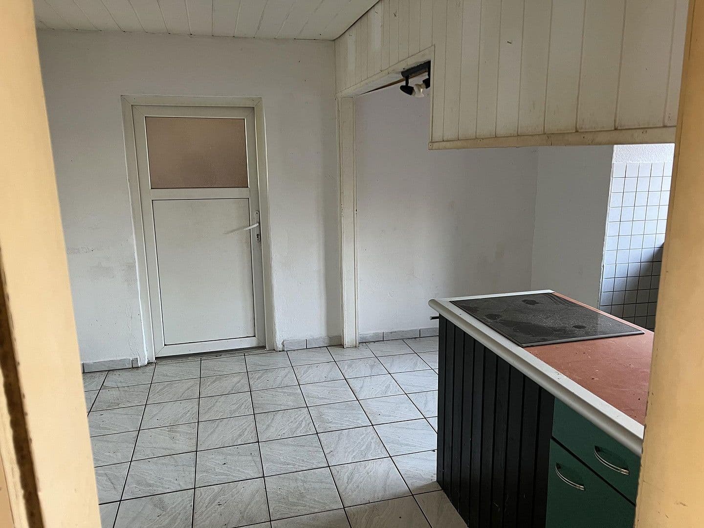 Prodej domu 120 m², pozemek 10.761 m², Meisterstraße 61, Rahden, Severní Porýní-Vestfálsko Prodej domu 120 m², pozemek 10.761 m², Meisterstraße 61, Rahden, Severní Porýní-Vestfálsko