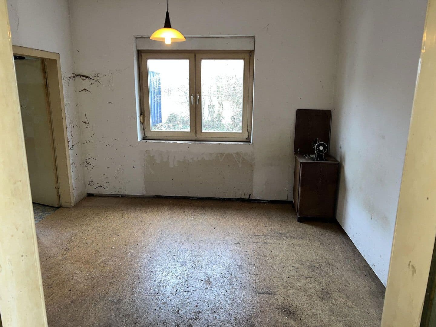 Prodej domu 120 m², pozemek 10.761 m², Meisterstraße 61, Rahden, Severní Porýní-Vestfálsko Prodej domu 120 m², pozemek 10.761 m², Meisterstraße 61, Rahden, Severní Porýní-Vestfálsko