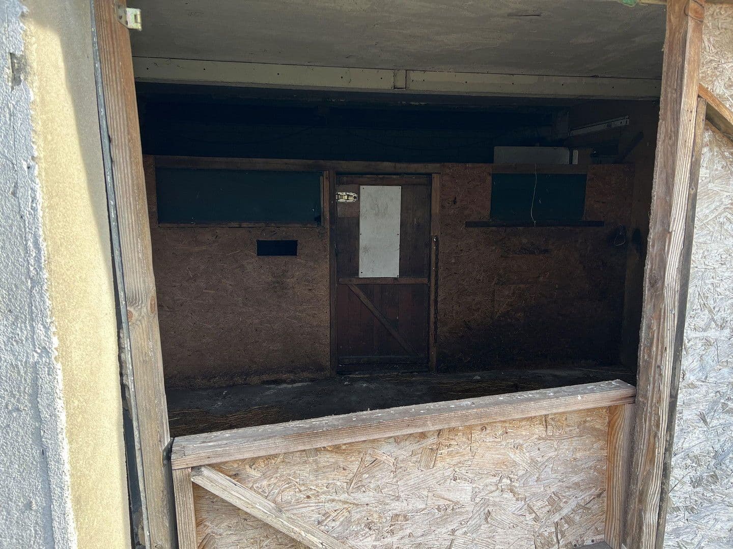 Prodej domu 120 m², pozemek 10.761 m², Meisterstraße 61, Rahden, Severní Porýní-Vestfálsko Prodej domu 120 m², pozemek 10.761 m², Meisterstraße 61, Rahden, Severní Porýní-Vestfálsko