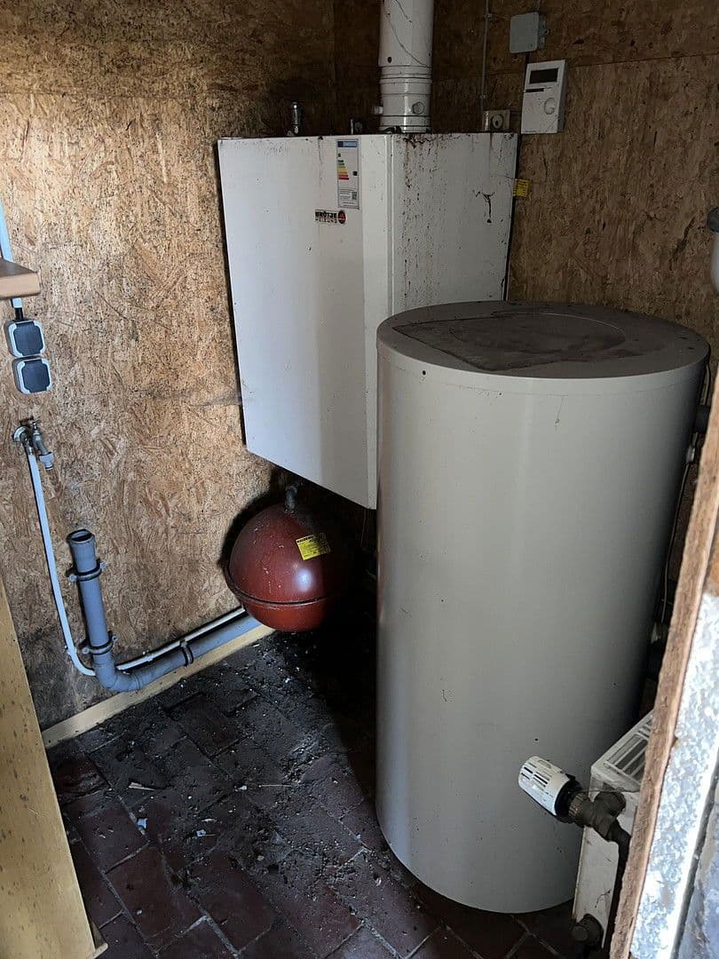 Prodej domu 120 m², pozemek 10.761 m², Meisterstraße 61, Rahden, Severní Porýní-Vestfálsko Prodej domu 120 m², pozemek 10.761 m², Meisterstraße 61, Rahden, Severní Porýní-Vestfálsko