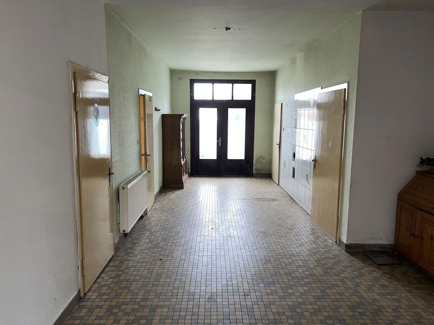 Prodej domu 120 m², pozemek 10.761 m², Meisterstraße 61, Rahden, Severní Porýní-Vestfálsko Prodej domu 120 m², pozemek 10.761 m², Meisterstraße 61, Rahden, Severní Porýní-Vestfálsko