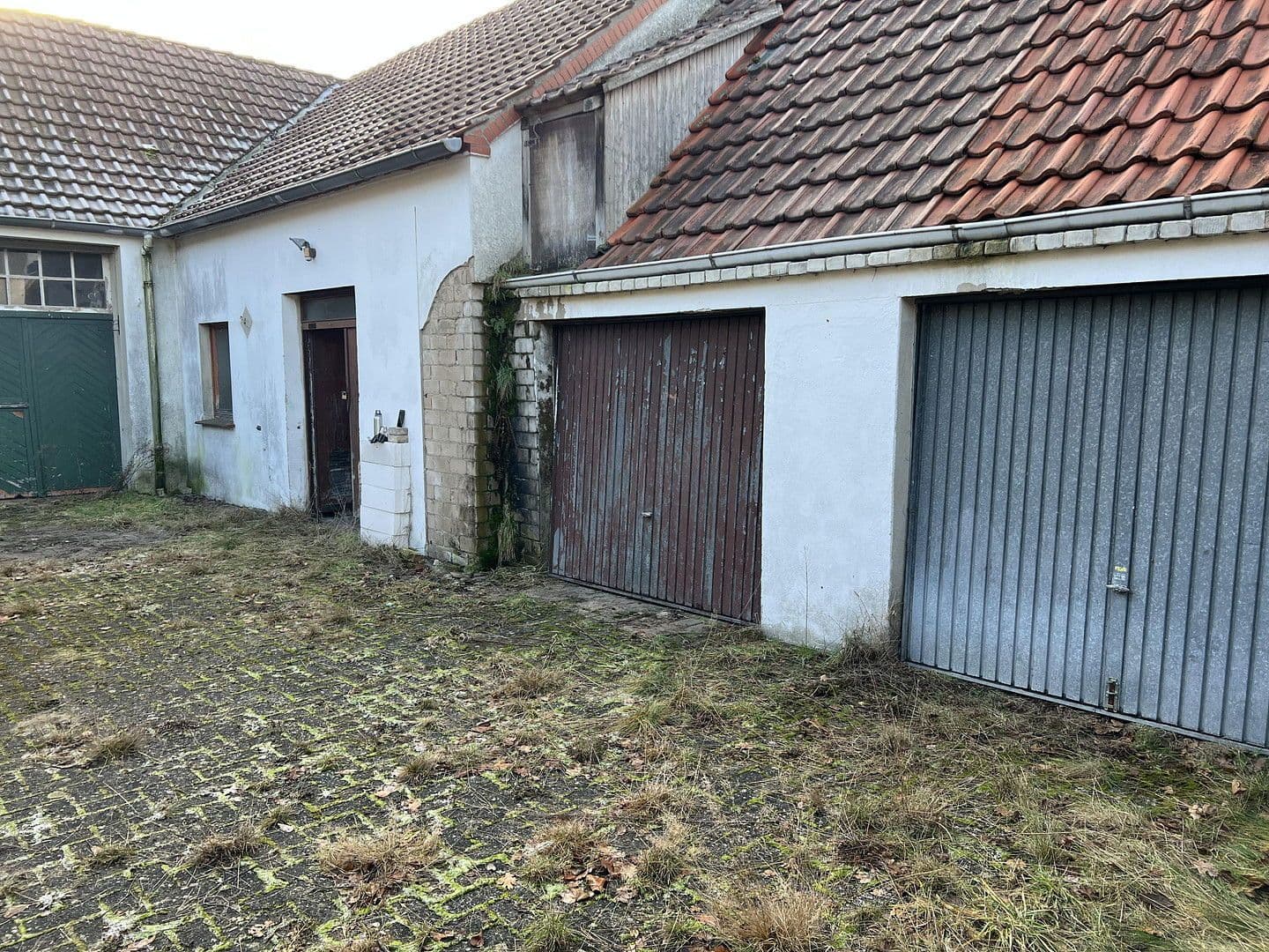 Prodej domu 120 m², pozemek 10.761 m², Meisterstraße 61, Rahden, Severní Porýní-Vestfálsko Prodej domu 120 m², pozemek 10.761 m², Meisterstraße 61, Rahden, Severní Porýní-Vestfálsko