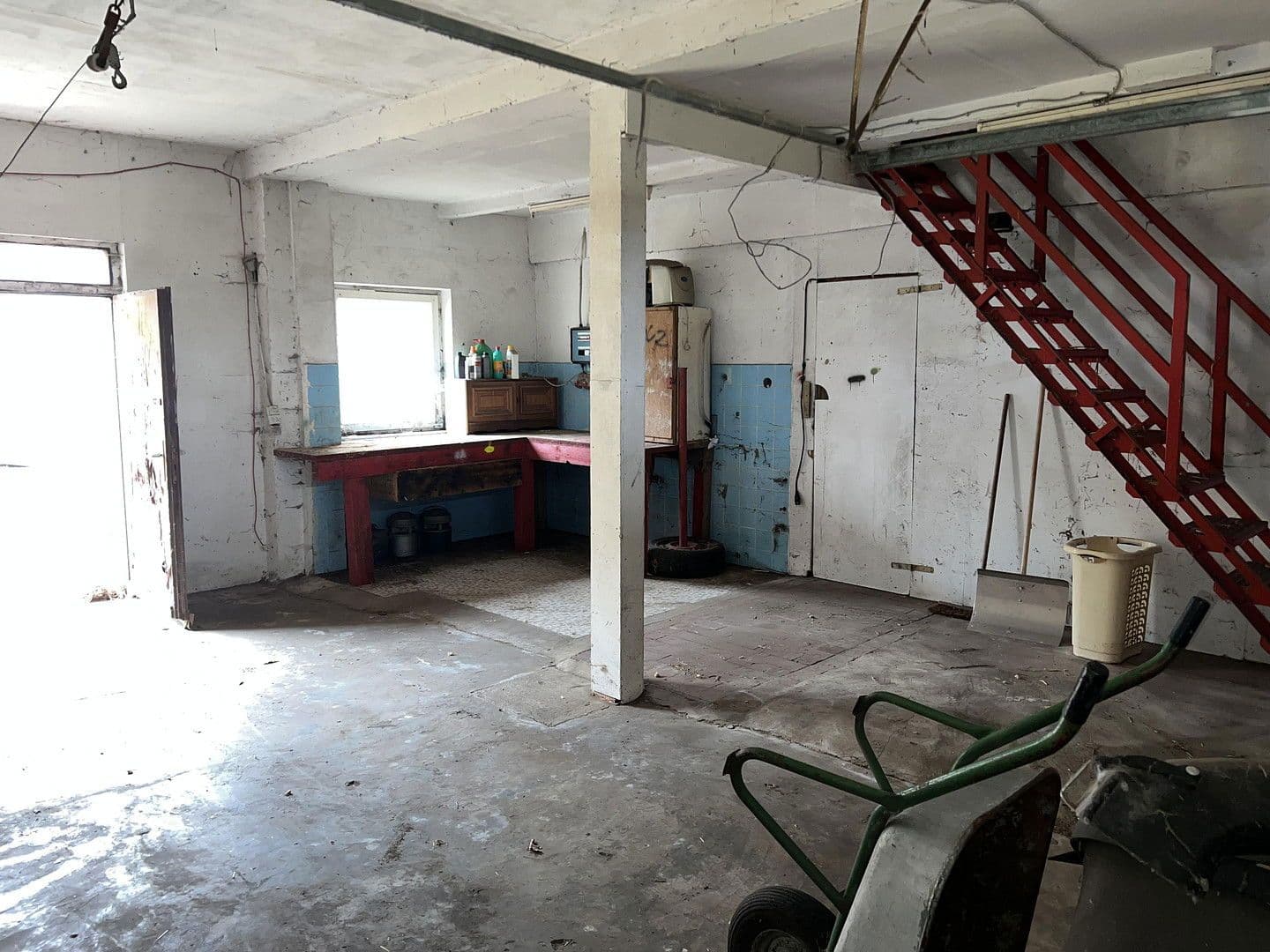 Prodej domu 120 m², pozemek 10.761 m², Meisterstraße 61, Rahden, Severní Porýní-Vestfálsko Prodej domu 120 m², pozemek 10.761 m², Meisterstraße 61, Rahden, Severní Porýní-Vestfálsko