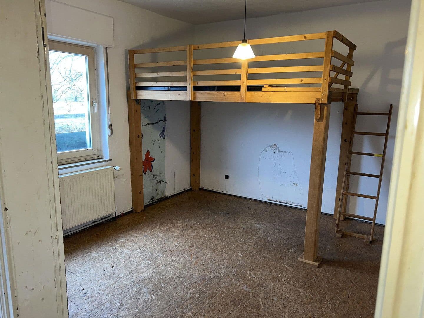 Prodej domu 120 m², pozemek 10.761 m², Meisterstraße 61, Rahden, Severní Porýní-Vestfálsko Prodej domu 120 m², pozemek 10.761 m², Meisterstraße 61, Rahden, Severní Porýní-Vestfálsko
