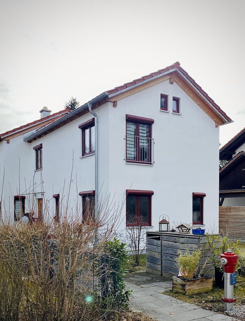 Prodej domu 168 m², pozemek 515 m², Feldkirchen bei München, Bavorsko Prodej domu 168 m², pozemek 515 m², Feldkirchen bei München, Bavorsko