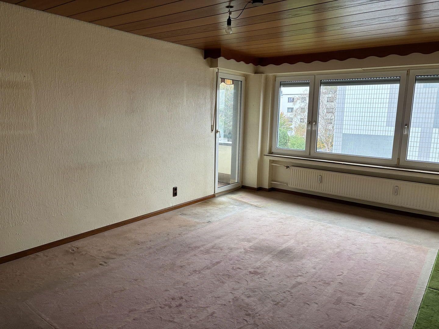 Prodej bytu 3+1 75 m², Kerpen, Severní Porýní-Vestfálsko Prodej bytu 3+1 75 m², Kerpen, Severní Porýní-Vestfálsko