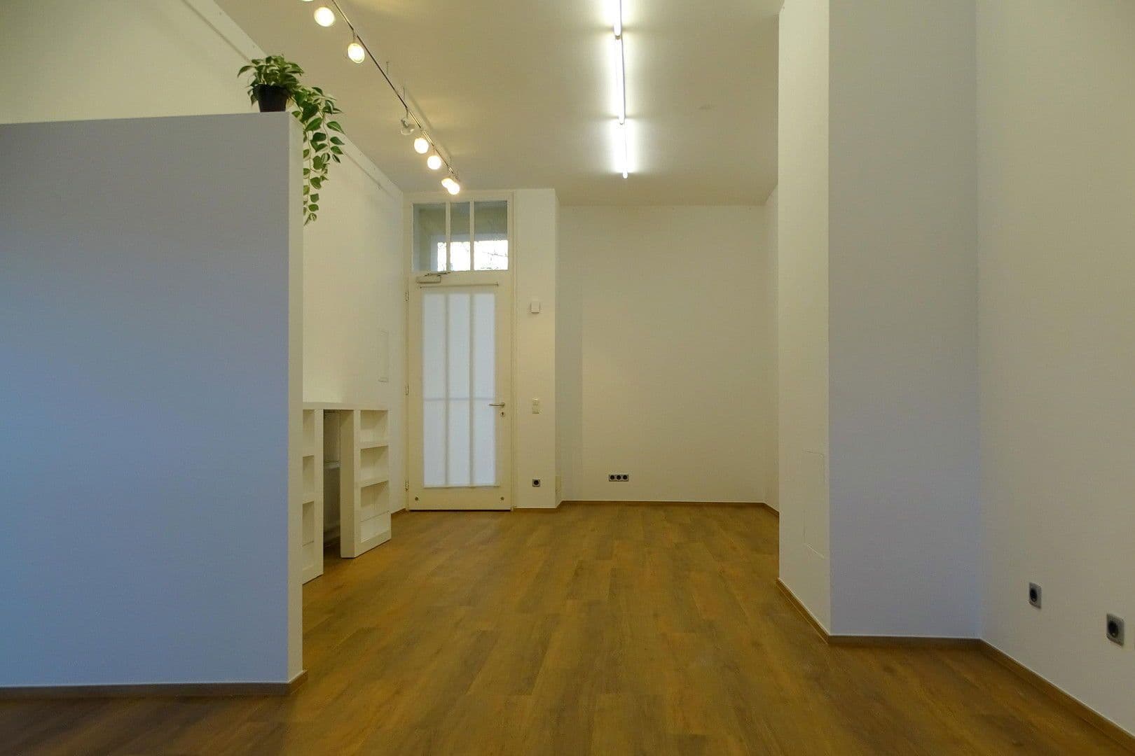 Pronájem kanceláře 52 m², München, Bavorsko Pronájem kanceláře 52 m², München, Bavorsko