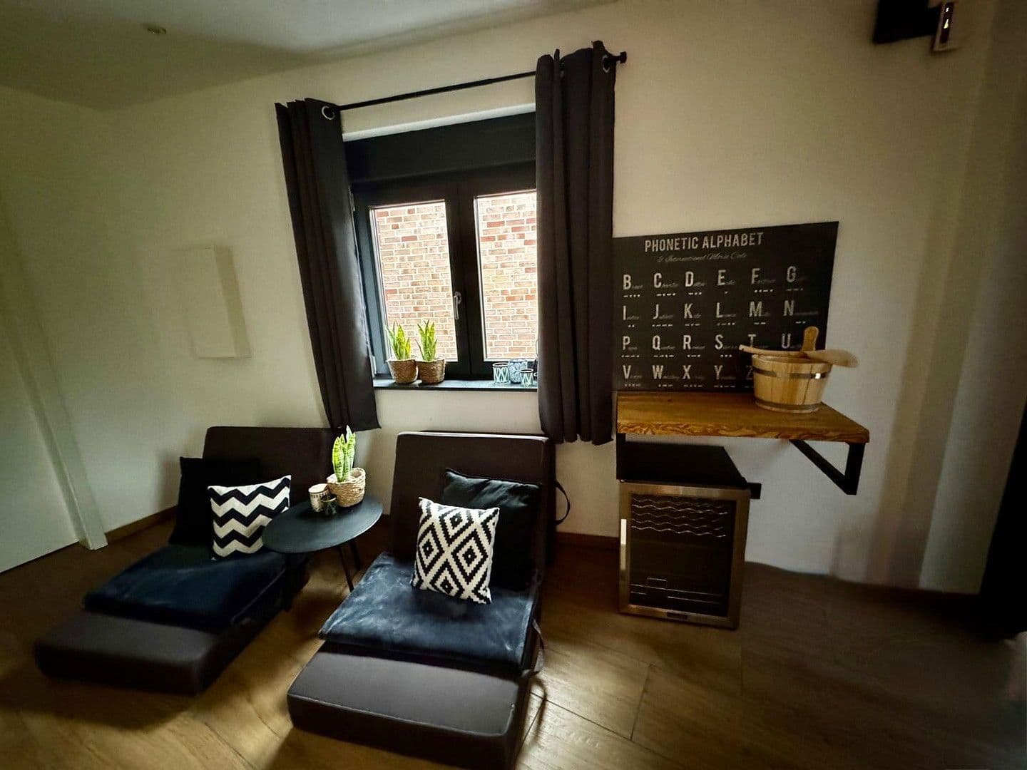 Prodej domu 144 m², pozemek 694 m², Delmenhorst, Dolní Sasko Prodej domu 144 m², pozemek 694 m², Delmenhorst, Dolní Sasko