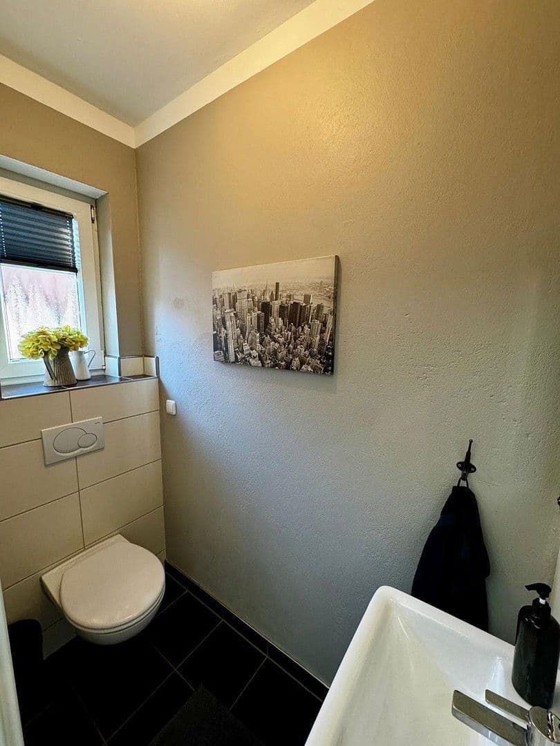 Prodej domu 144 m², pozemek 694 m², Delmenhorst, Dolní Sasko Prodej domu 144 m², pozemek 694 m², Delmenhorst, Dolní Sasko