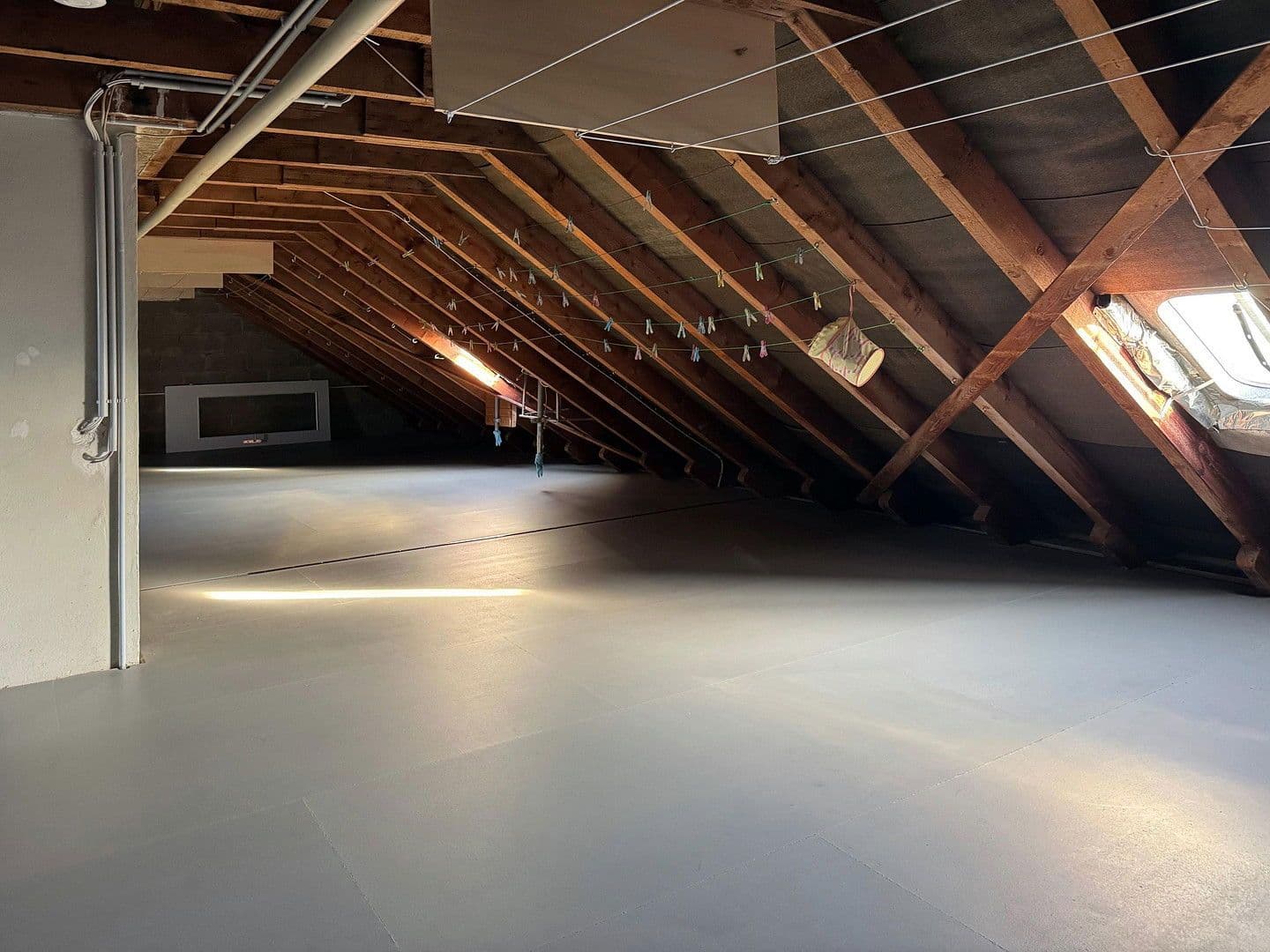 Prodej bytu 3+1 82 m², Gräfrather Straße 17, Solingen, Severní Porýní-Vestfálsko Prodej bytu 3+1 82 m², Gräfrather Straße 17, Solingen, Severní Porýní-Vestfálsko