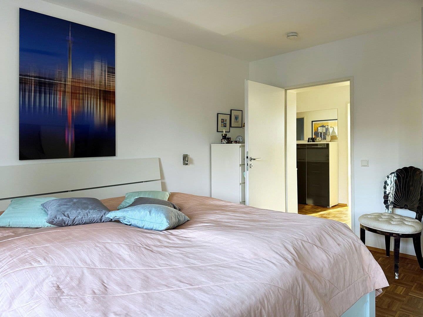 Prodej bytu 3+1 82 m², Gräfrather Straße 17, Solingen, Severní Porýní-Vestfálsko Prodej bytu 3+1 82 m², Gräfrather Straße 17, Solingen, Severní Porýní-Vestfálsko