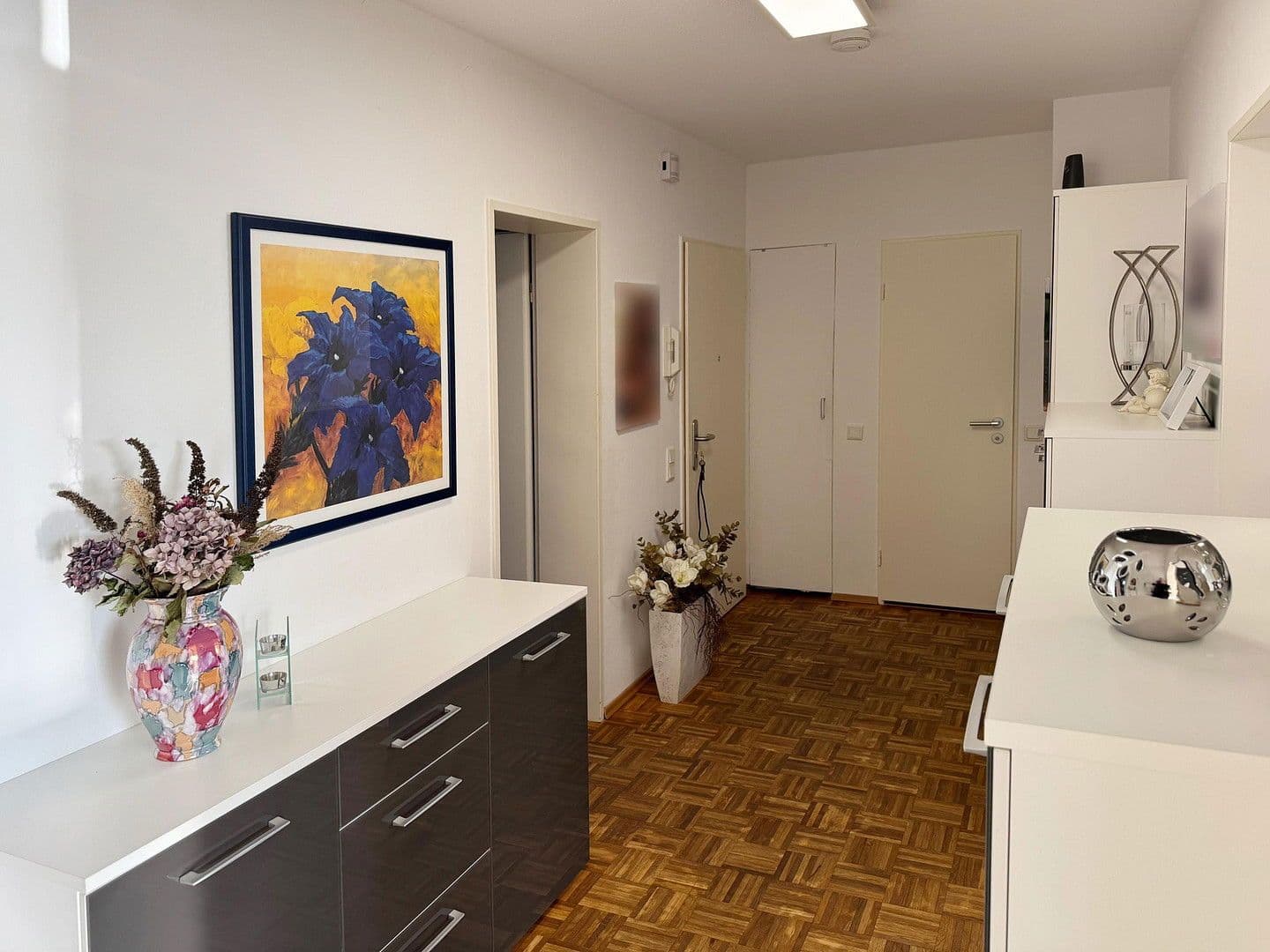 Prodej bytu 3+1 82 m², Gräfrather Straße 17, Solingen, Severní Porýní-Vestfálsko Prodej bytu 3+1 82 m², Gräfrather Straße 17, Solingen, Severní Porýní-Vestfálsko