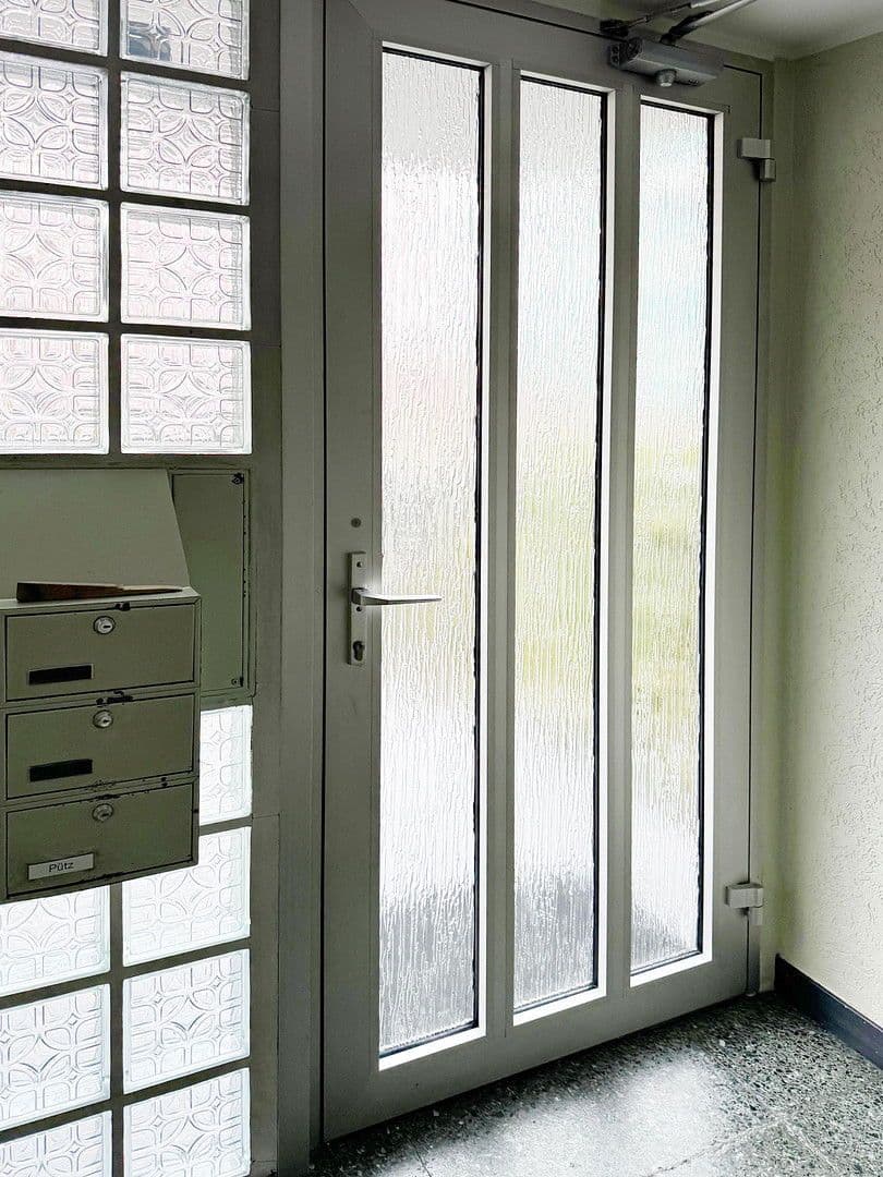 Prodej bytu 3+1 82 m², Gräfrather Straße 17, Solingen, Severní Porýní-Vestfálsko Prodej bytu 3+1 82 m², Gräfrather Straße 17, Solingen, Severní Porýní-Vestfálsko