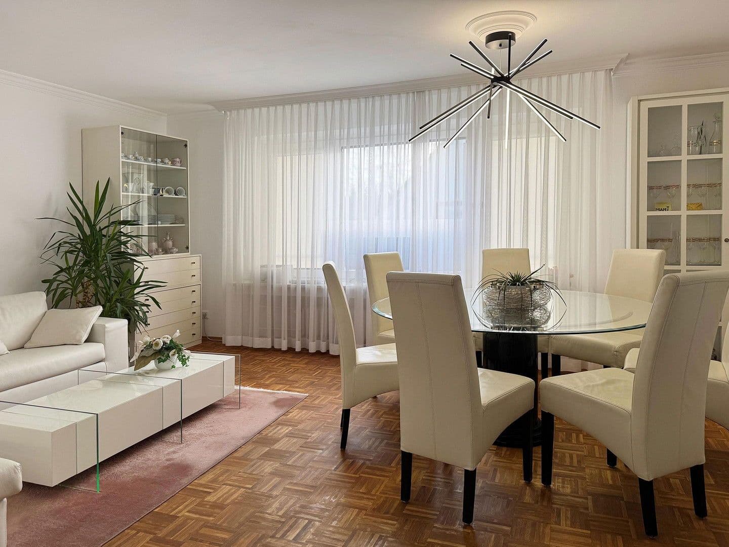 Prodej bytu 3+1 82 m², Gräfrather Straße 17, Solingen, Severní Porýní-Vestfálsko Prodej bytu 3+1 82 m², Gräfrather Straße 17, Solingen, Severní Porýní-Vestfálsko