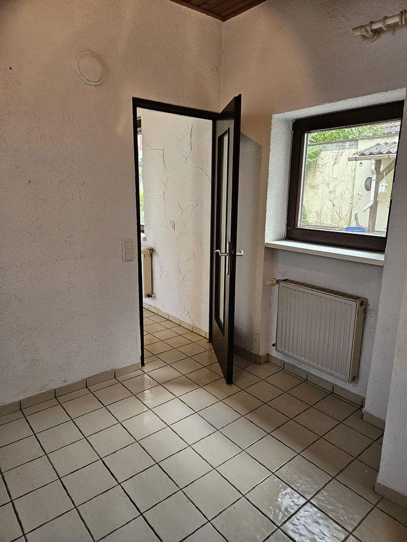 Prodej domu 206 m², pozemek 280 m², Ludwigshafen, Porýní-Falc Prodej domu 206 m², pozemek 280 m², Ludwigshafen, Porýní-Falc