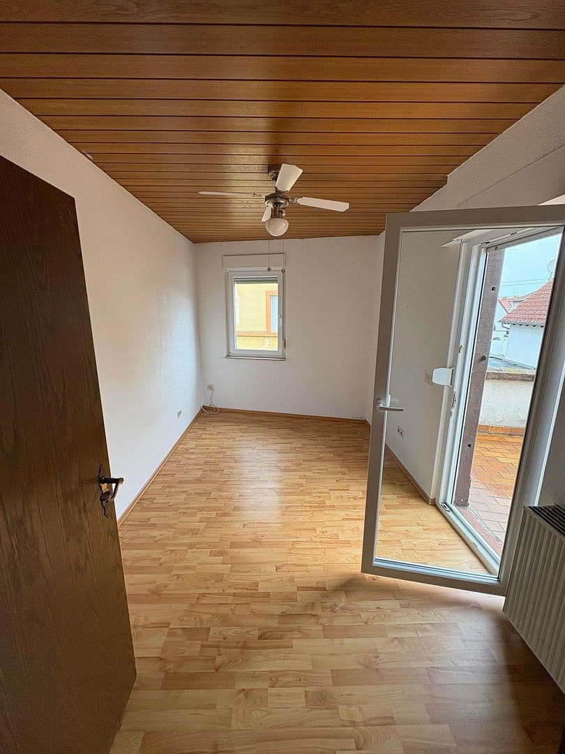 Prodej domu 206 m², pozemek 280 m², Ludwigshafen, Porýní-Falc Prodej domu 206 m², pozemek 280 m², Ludwigshafen, Porýní-Falc
