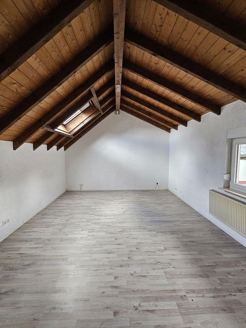 Prodej domu 206 m², pozemek 280 m², Ludwigshafen, Porýní-Falc Prodej domu 206 m², pozemek 280 m², Ludwigshafen, Porýní-Falc