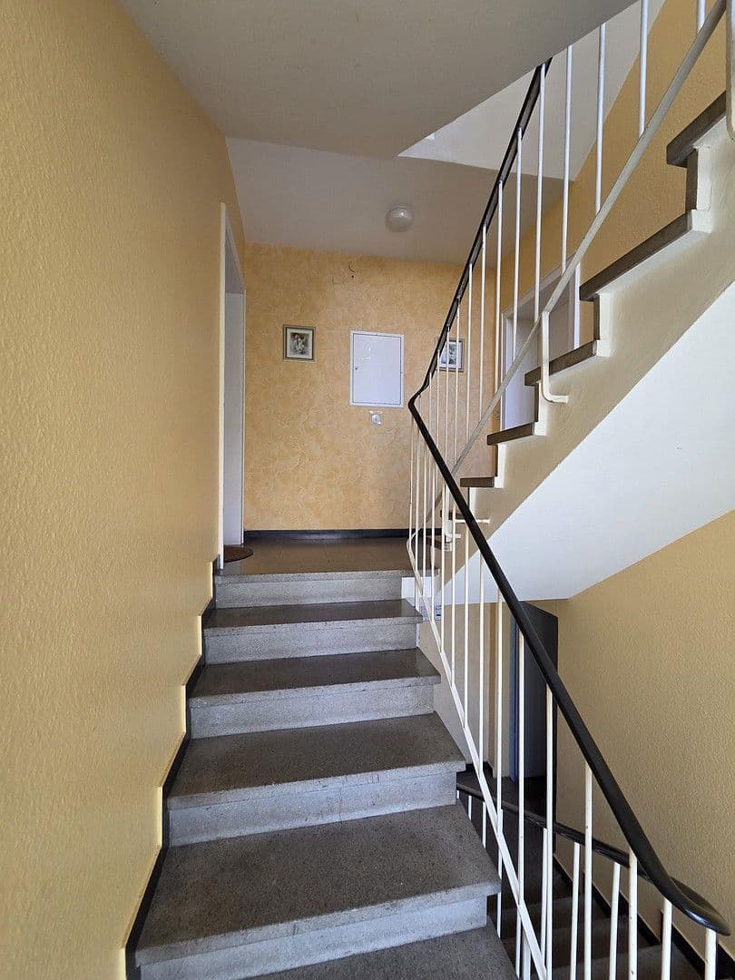 Pronájem bytu 3+1 72 m², Lauterburgstr. 11a, Coburg, Bavorsko Pronájem bytu 3+1 72 m², Lauterburgstr. 11a, Coburg, Bavorsko