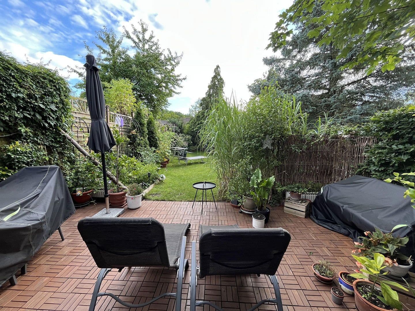 Prodej domu 130 m², pozemek 335 m², Lehrte, Dolní Sasko Prodej domu 130 m², pozemek 335 m², Lehrte, Dolní Sasko