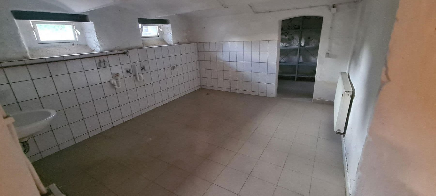 Pronájem bytu 4+1 88 m², Suhl, Durynsko Pronájem bytu 4+1 88 m², Suhl, Durynsko