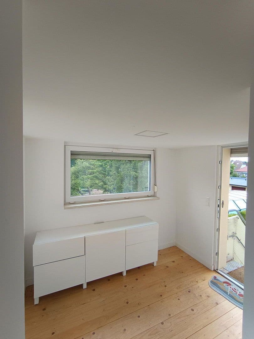 Prodej domu 190 m², pozemek 890 m², Mozartstrasse 29, Fredersdorf-Vogelsdorf, Braniborsko Prodej domu 190 m², pozemek 890 m², Mozartstrasse 29, Fredersdorf-Vogelsdorf, Braniborsko