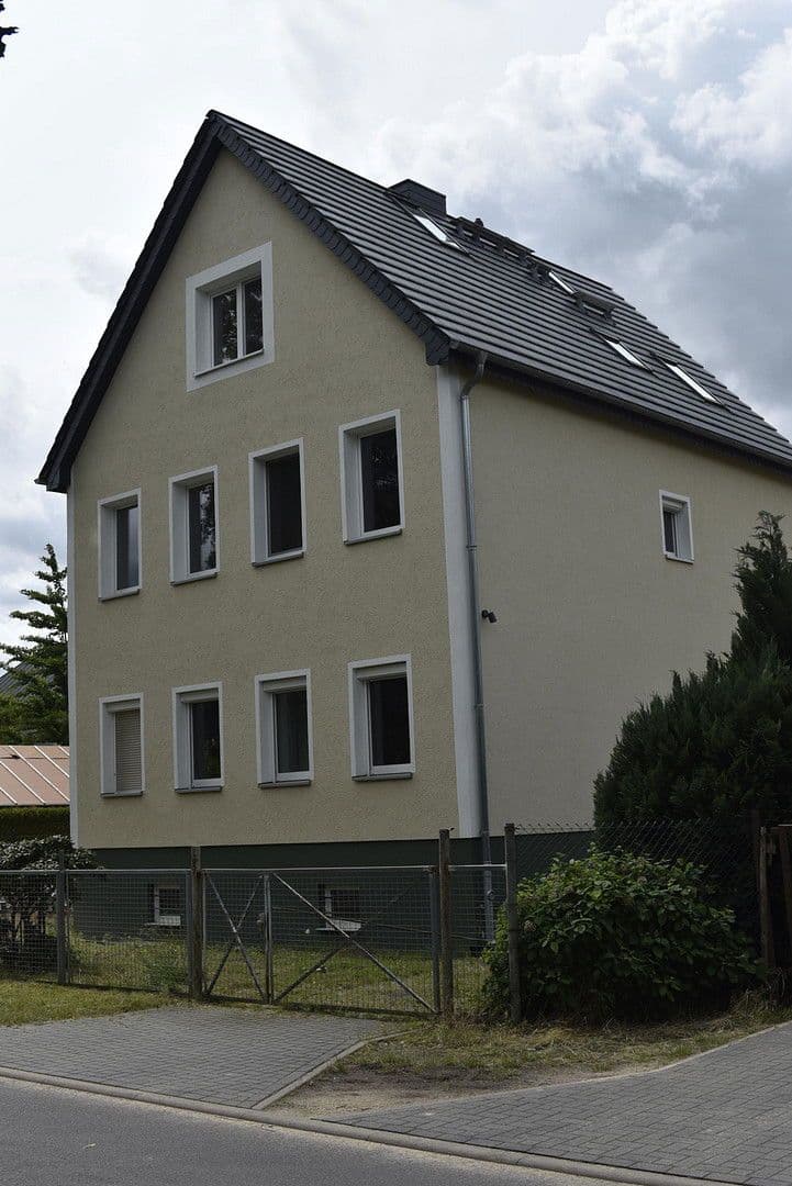 Prodej domu 190 m², pozemek 890 m², Mozartstrasse 29, Fredersdorf-Vogelsdorf, Braniborsko Prodej domu 190 m², pozemek 890 m², Mozartstrasse 29, Fredersdorf-Vogelsdorf, Braniborsko