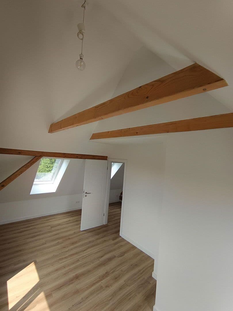 Prodej domu 190 m², pozemek 890 m², Mozartstrasse 29, Fredersdorf-Vogelsdorf, Braniborsko Prodej domu 190 m², pozemek 890 m², Mozartstrasse 29, Fredersdorf-Vogelsdorf, Braniborsko