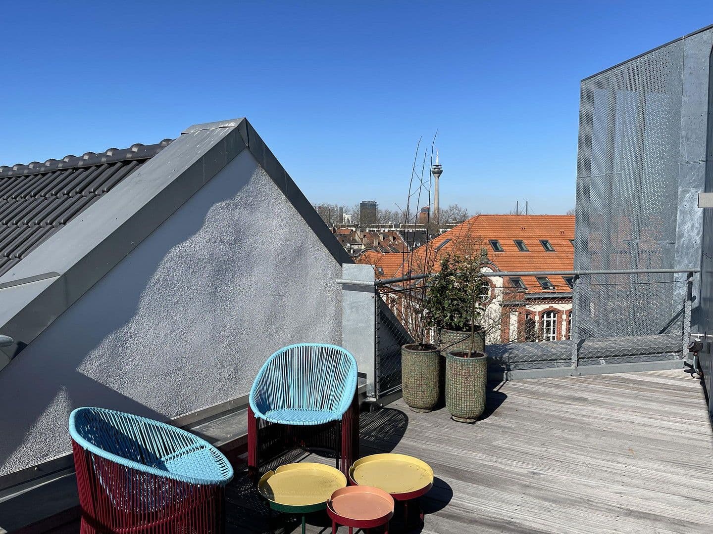 Prodej bytu 3+1 97 m², Aachenerstraße 39, Düsseldorf, Severní Porýní-Vestfálsko Prodej bytu 3+1 97 m², Aachenerstraße 39, Düsseldorf, Severní Porýní-Vestfálsko