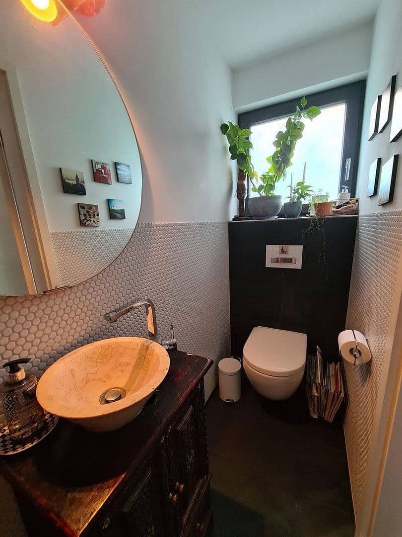 Prodej domu 206 m², pozemek 234 m², Konstanz, Bádensko-Württembersko Prodej domu 206 m², pozemek 234 m², Konstanz, Bádensko-Württembersko