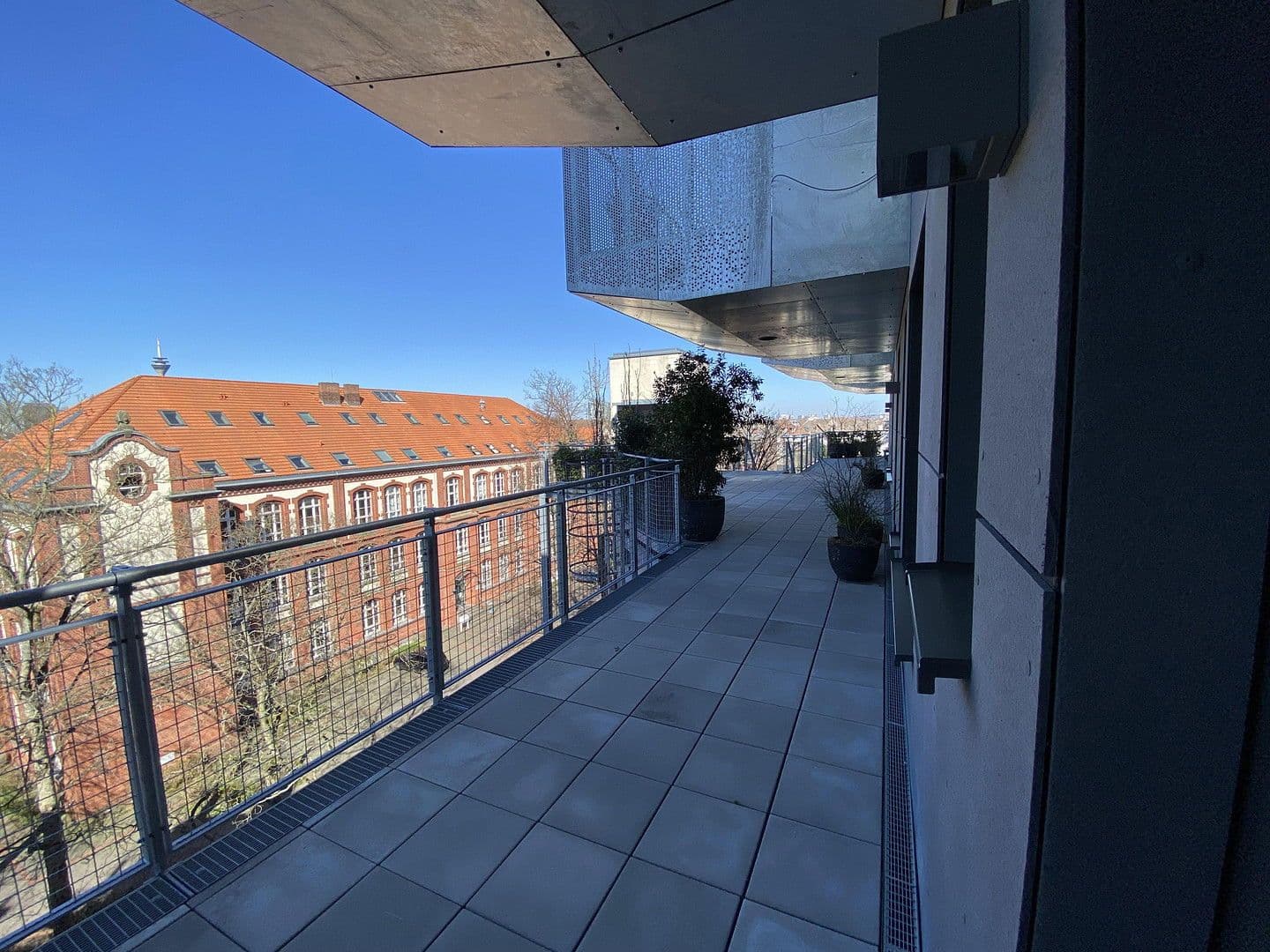 Prodej bytu 2+1 114 m², Aachenerstraße 39, Düsseldorf, Severní Porýní-Vestfálsko Prodej bytu 2+1 114 m², Aachenerstraße 39, Düsseldorf, Severní Porýní-Vestfálsko