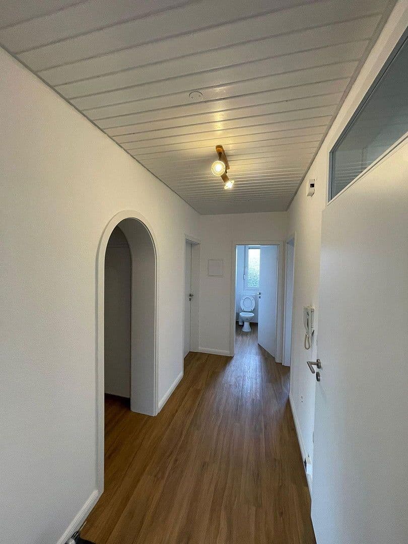 Pronájem bytu 4+1 108 m², Friedrichshafen, Bádensko-Württembersko Pronájem bytu 4+1 108 m², Friedrichshafen, Bádensko-Württembersko