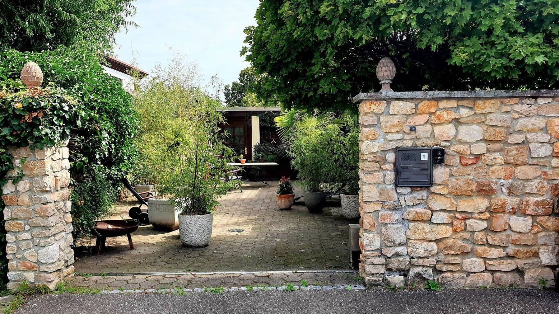 Prodej bytu 6+1 233 m², Rheinfelden (Baden), Bádensko-Württembersko Prodej bytu 6+1 233 m², Rheinfelden (Baden), Bádensko-Württembersko