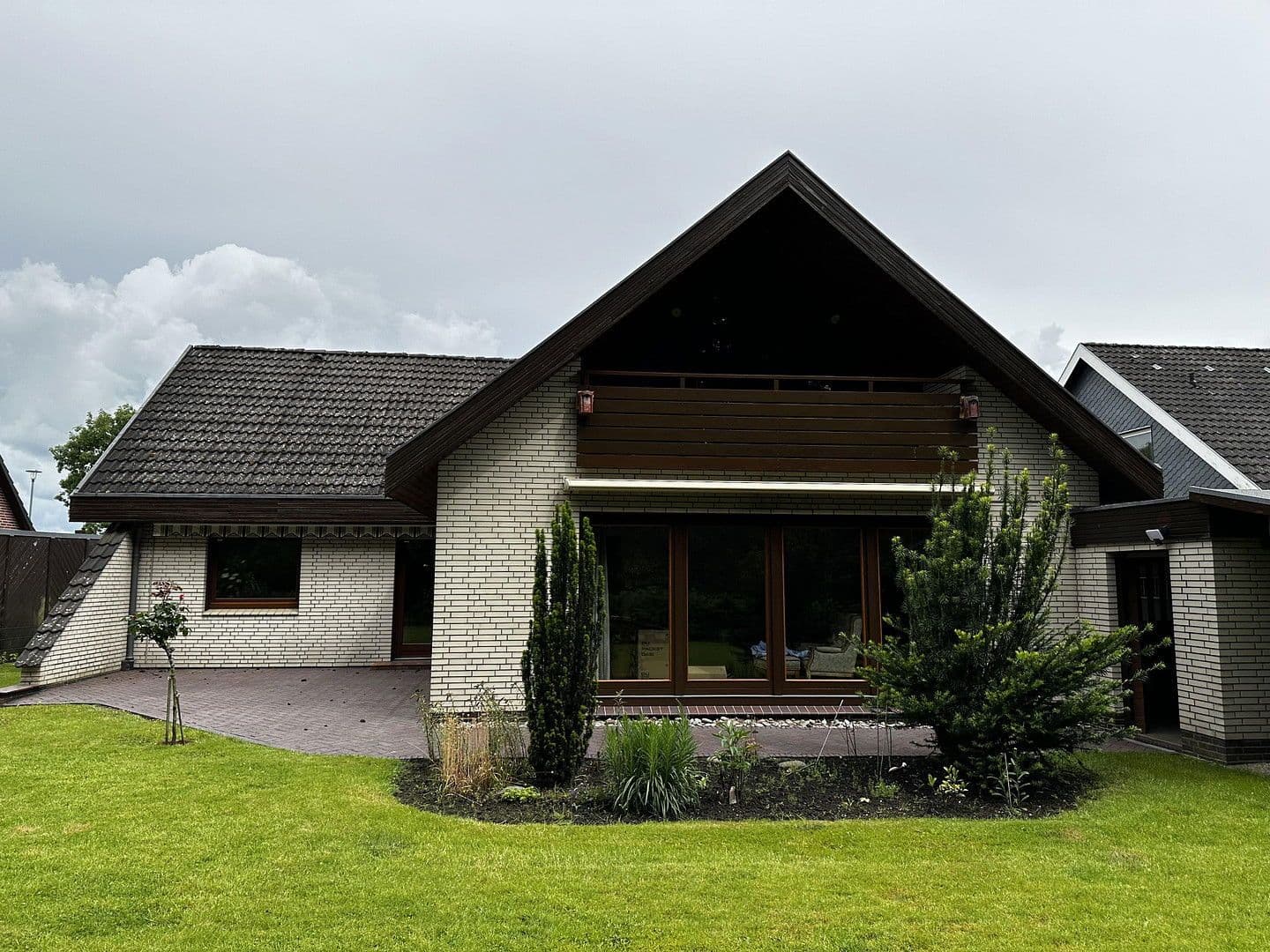 Prodej domu 182 m², pozemek 725 m², Theodor-Storm-Straße 35, Brunsbüttel, Šlesvicko-Holštýnsko Prodej domu 182 m², pozemek 725 m², Theodor-Storm-Straße 35, Brunsbüttel, Šlesvicko-Holštýnsko